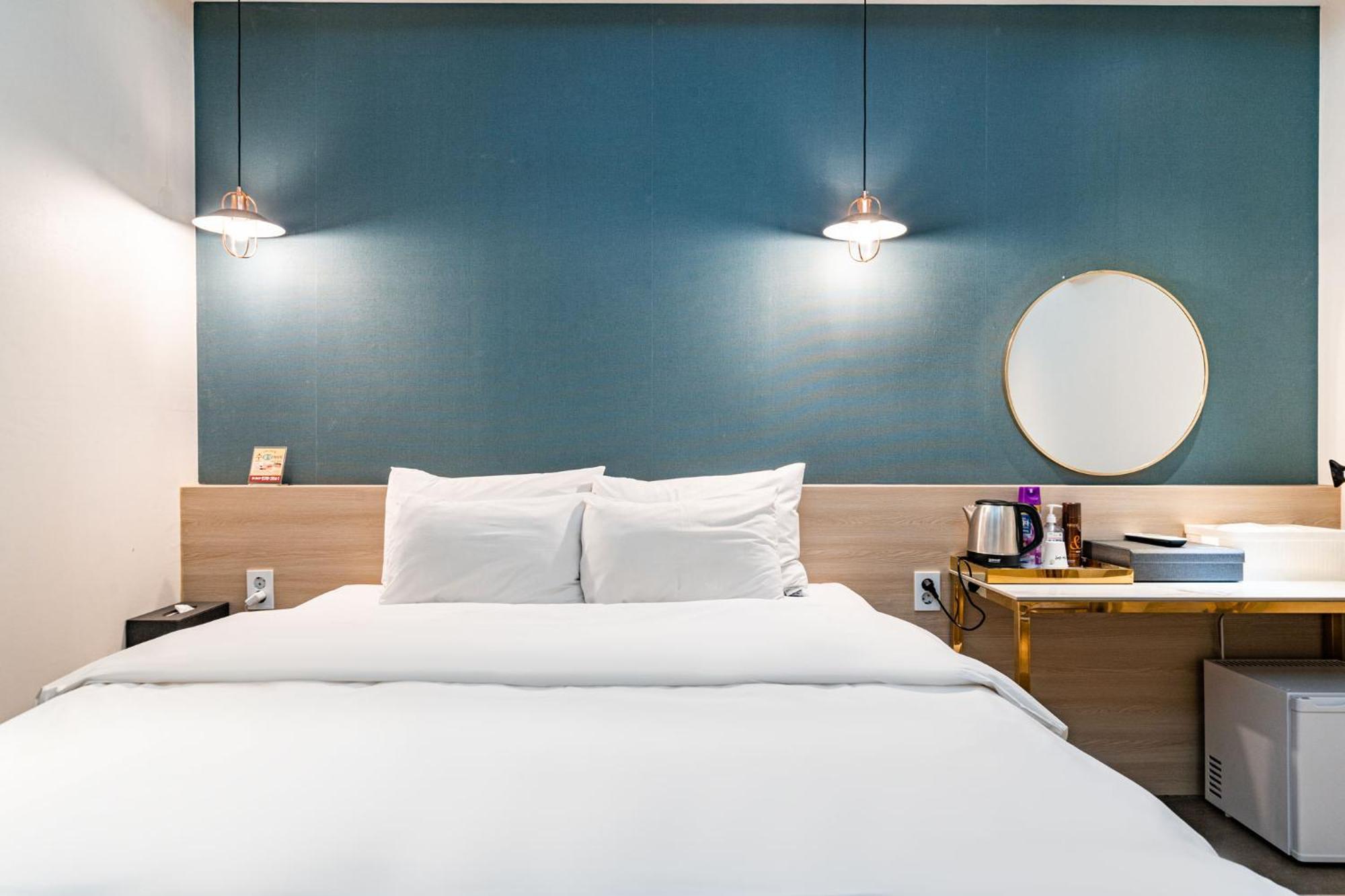 Knox Hotel Чхонан Экстерьер фото