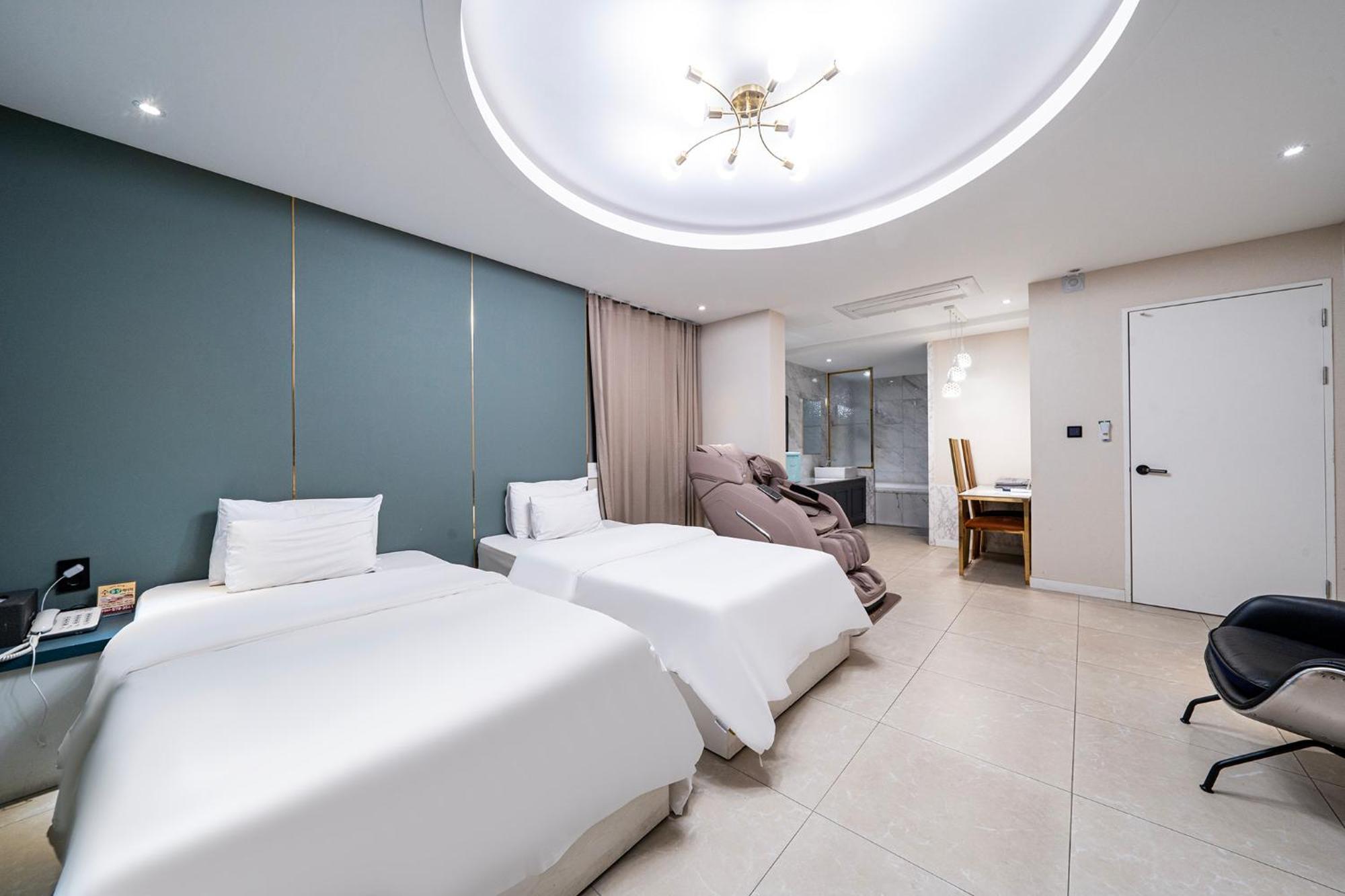 Knox Hotel Чхонан Экстерьер фото